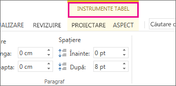 Imagine cu comanda Instrumente tabel care apare în partea de sus a panglicii atunci când faceți clic oriunde într-un tabel.