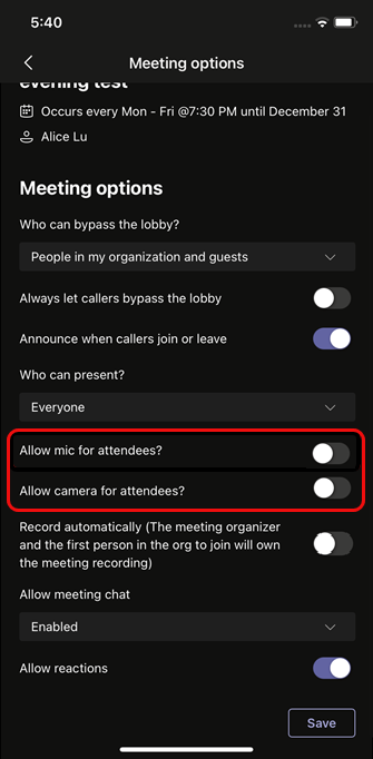 Selectați Se permite microfonul pentru participanți