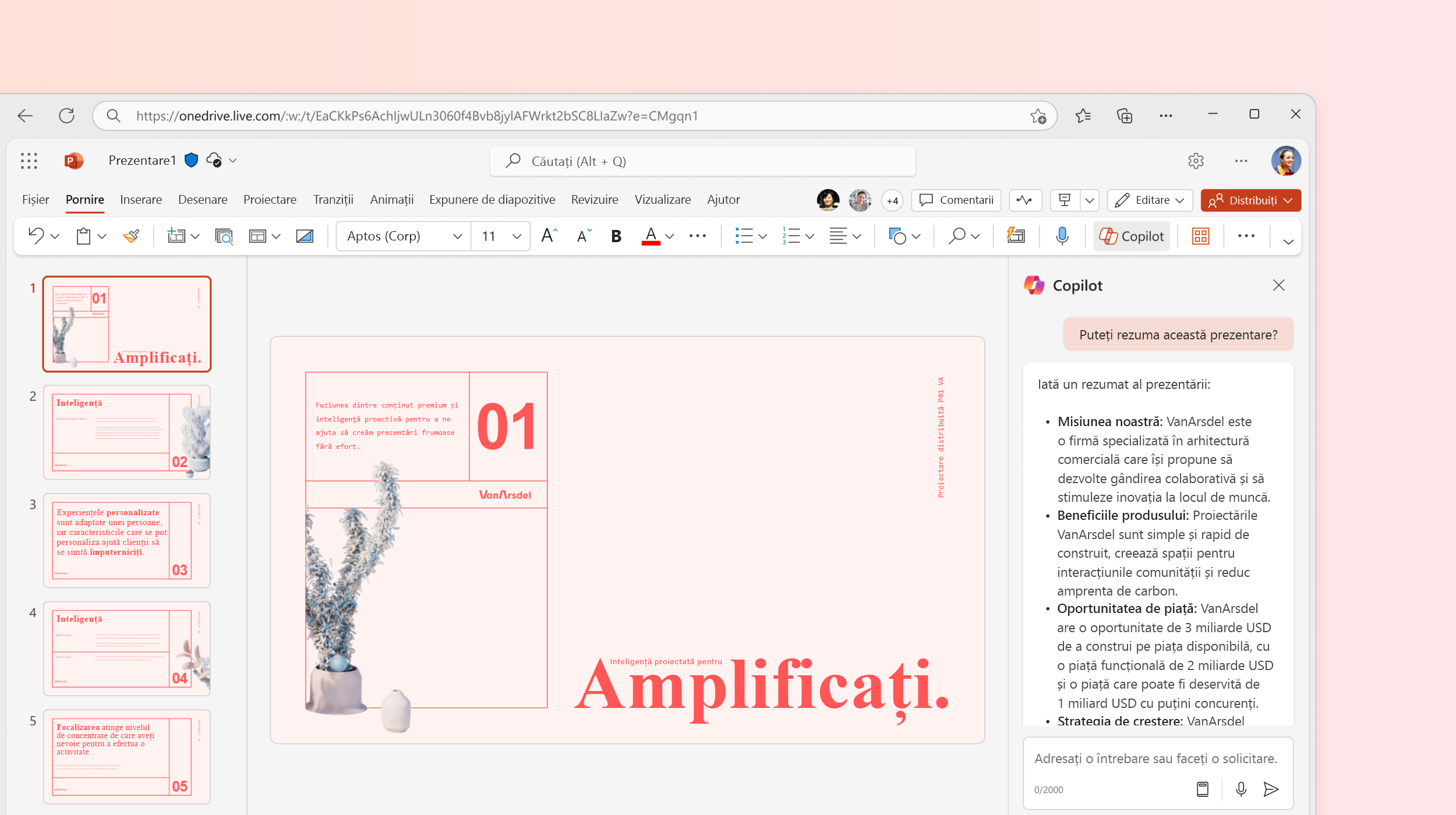 Captura de ecran afișează Copilot în PowerPoint, rezumând prezentarea.