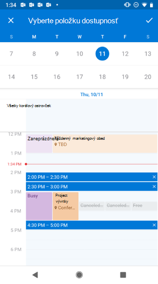 Zobrazuje kalendár na obrazovke Android. Nad kalendárom je napísané „Vybrať dostupnosť“ a vpravo od neho je tlačidlo začiarknutia.
