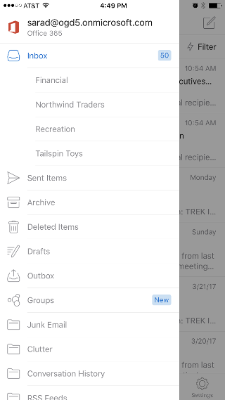 Zobrazuje aplikáciu Outlook s priečinkom Doručená pošta v hornej časti zoznamu a možnosťou Skupiny v zozname nižšie.