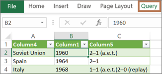 Selecting a cell in a query to reveal the Query tab