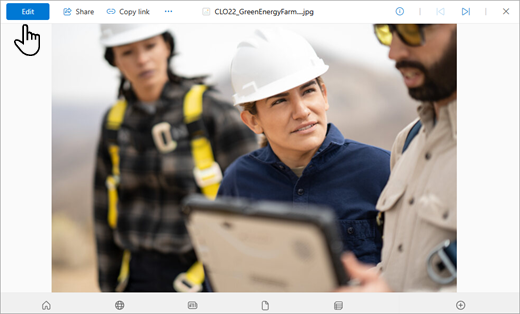 Fotografija se odpre v orodju za urejanje v SharePointu.