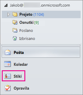 Če želite prikazati stike, na dnu menija za krmarjenje v Outlooku izberite »Stiki«.