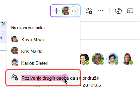 Snimak ekrana koji prikazuje kako se pozivaju druge osobe iz indikatora uživo u trenutnom sastanku grupnog ćaskanja.