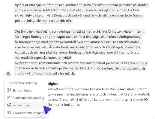 En snabbmeny är öppen i Word med alternativet "Hämta coachning".