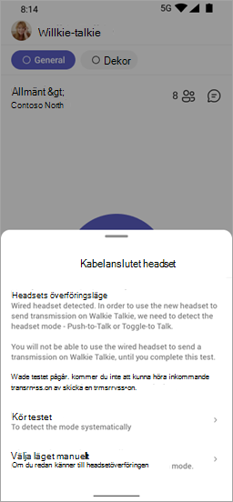 Skärmbild av skärmen för headsetöverföringsläge i Walkie-talkie som visar alternativ när du ansluter ett headset med sladd.