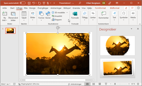 Designer förbättrar foton på en presentationsbild med ett enda klick.