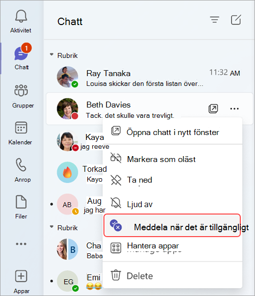 Skärmbild som visar hur du får ett meddelande när någons status ändras från en chatt.