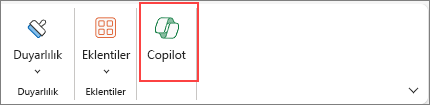 Excel'de şeritteki Copilot düğmesine erişme işleminin ekran görüntüsü.