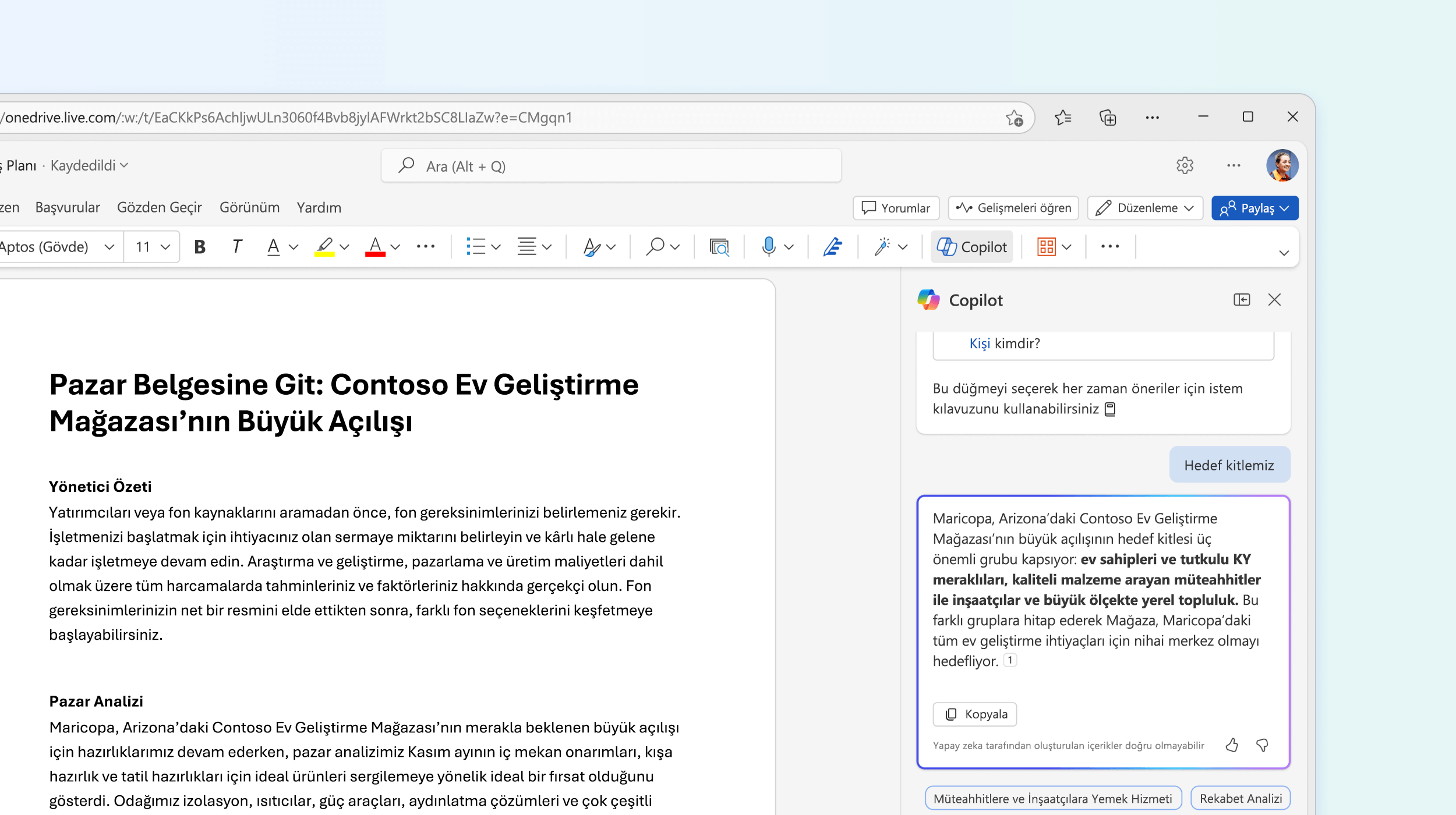 Belgeyle ilgili bir soruyu yanıtlayan Word'de Copilot'ın ekran görüntüsü.