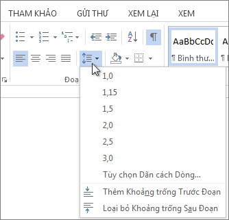 Ảnh chụp màn hình tab Trang đầu trong Word, hiển thị menu Giãn cách Dòng và Đoạn văn.