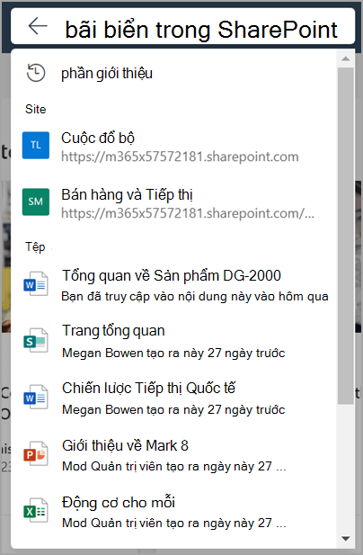 Hộp tìm kiếm Microsoft SharePoint với danh sách thả xuống được bung rộng khi tiêu điểm xuất hiện trên hộp tìm kiếm.