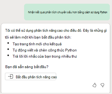 Ảnh chụp màn hình hiển thị lời nhắc bắt đầu phân tích nâng Copilot trong Excel bằng Python.