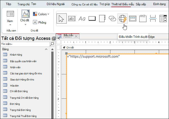 Nút Điều khiển Trình duyệt Edge được bấm vào tab dải băng Thiết kế Biểu mẫu trong Microsoft Access